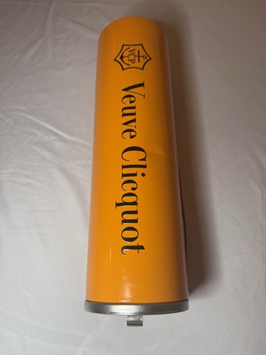 Veuve clicquot champagne - veuve,