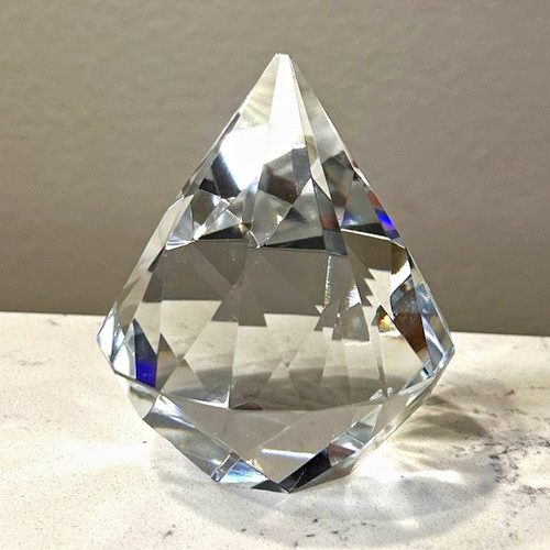 Tiffany clear faceted - &,