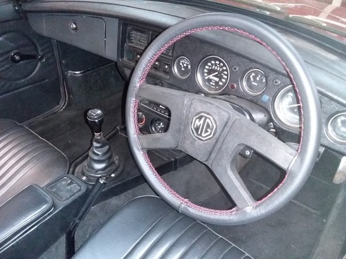 Pour mga mgc mgb - pour, mg