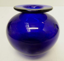 VINTAGE COBALT BLUE GLASS BUD VASE