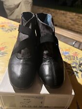 Boots Thierry Rabotin 36,5 Modèle Toto Noir