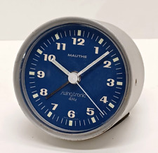 Réveil rond, alu, cadran bleu