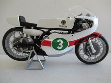 1/12 Moto Yamaha RD05 1968 IXO