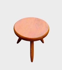 Beau tabouret berger  Goût