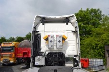 Chrome Inox Périmètre Côté Rayures + Stroboscope + Leds Pour Iveco S-Way Camion