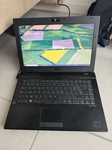 Asus - i,