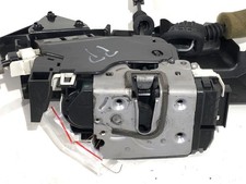 SERRURE DE PORTIÈRE AVANT