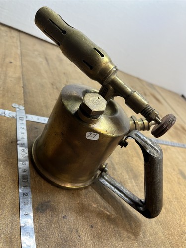 Old tool outil ancien - old, tool,