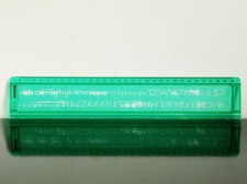 Normographe trace lettres