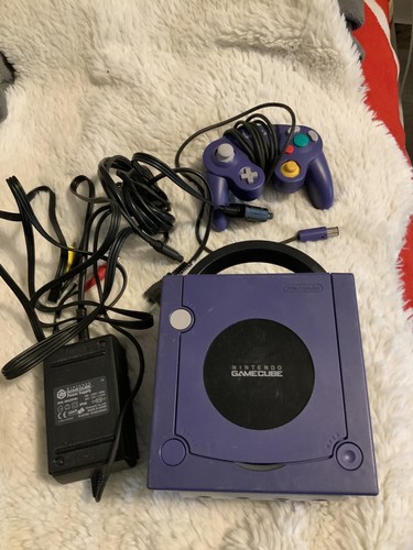 Nintendo gamecube console - nintendo,