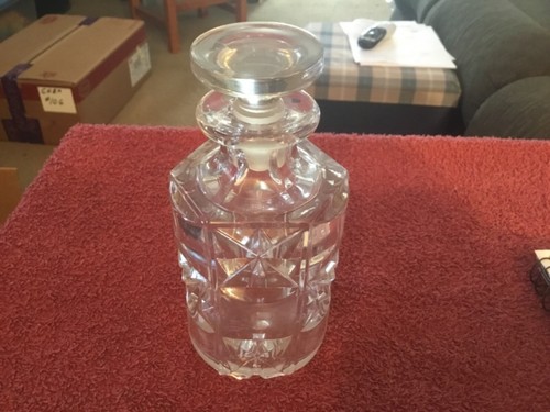 Clear decanter bottle with - clear,