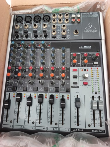Table mixage behringer - de,