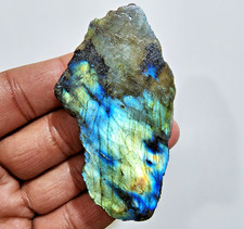 Bijoux en labradorite brute