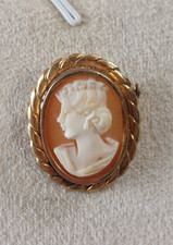 Ancienne broche camée, en