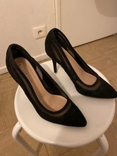 ESCARPIN TALON AIGUILLE NOIR