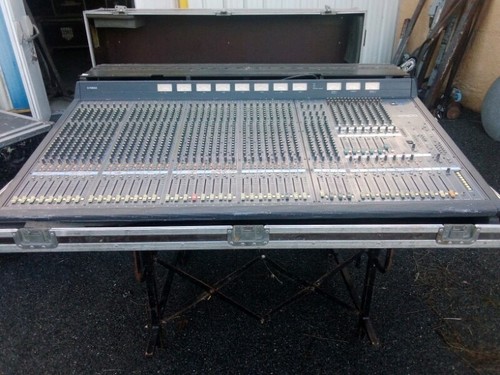 Table yamaha analogique pm3000 - table,