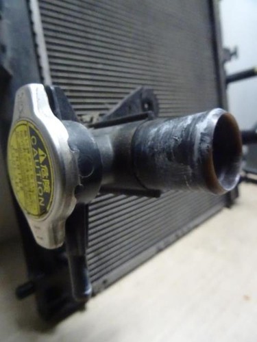 Radiateur eau toyota yaris - toyota, 2