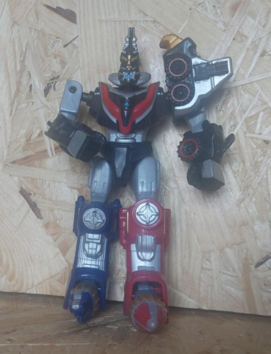 Mighty morphin power rangers - mighty,