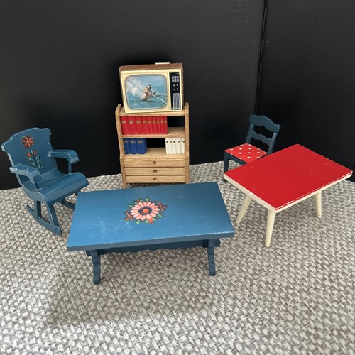 Vintage wooden dolls - wooden,