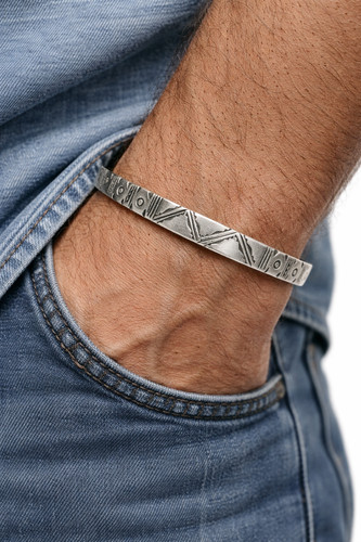 Bracelet homme gravé style