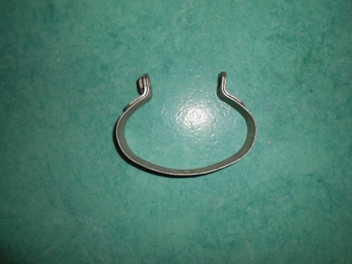 Collier échappement ovale