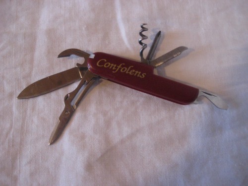 Couteau multifonction - couteau,