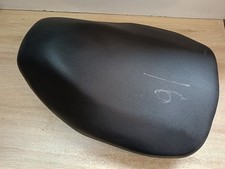 5HE-F4710 UNE SELLE SIEGE