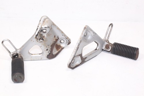 Platines reposes pieds - et,