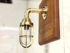 Applique murale en laiton