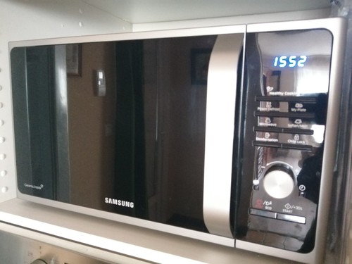 Samsung ms28f303tfs four - -,