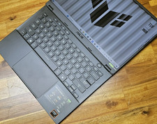 ASUS TUF Gaming A14 14" FA401UM-RG007 / FreeDOS RTX5060 32Go/1To Ryzen7 260