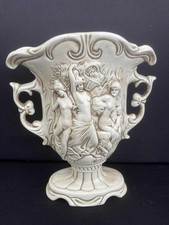 BEAU VASE EN PORCELAINE ITALIENNE  CAPODIMONTE STYLE ANTIQUE H. 30  CM