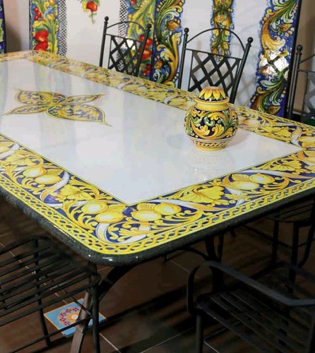 Table pierre lave et - pierre,