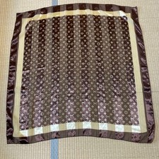 Foulard Louis Vuitton en soie