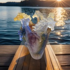 Nancy Daum Style Crystal Horse Vase Multi Color Unique Color H9” Heavy Art Glass