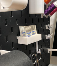 Support boites à aiguille pour Ikea Skadis 