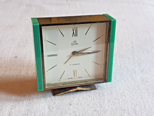 UTI SWIZA 7 JEWELS REVEIL MECANIQUE BAKELITE VERT SWISS MADE LAITON DORE VINTAGE