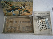 ANCIENNE MAQUETTE AVION