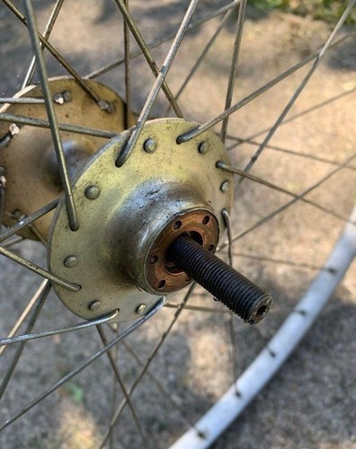Roue arrière maxicar - roue,