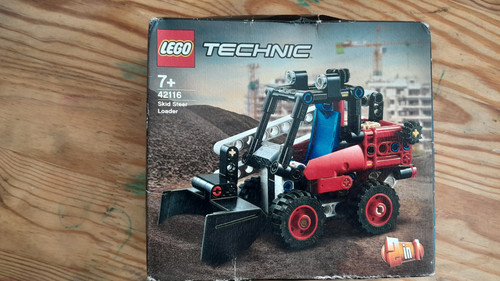 Lego technic 42116 chargeuse