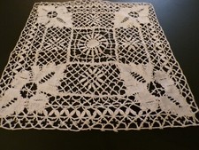 Linge ancien 1 Napperon  en dentelle ecrue