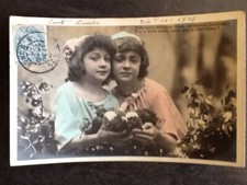 CP LITTLE GIRLS HEAD AGAINST HEAD PRESENT NEST EGGS - 7044