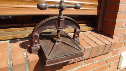 Ancienne presse relier de - ancienne,