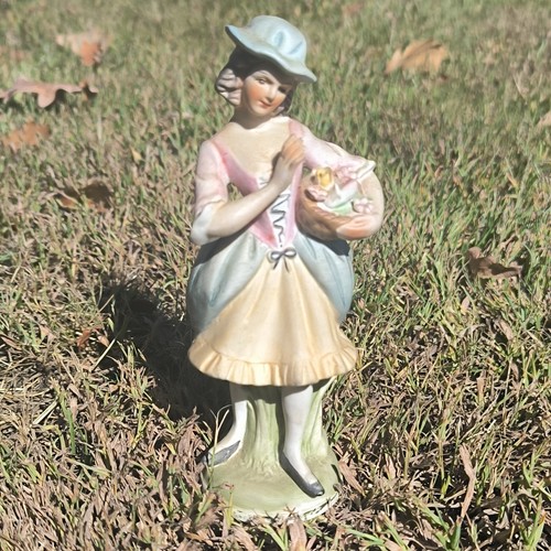 Figurine décorative - , en