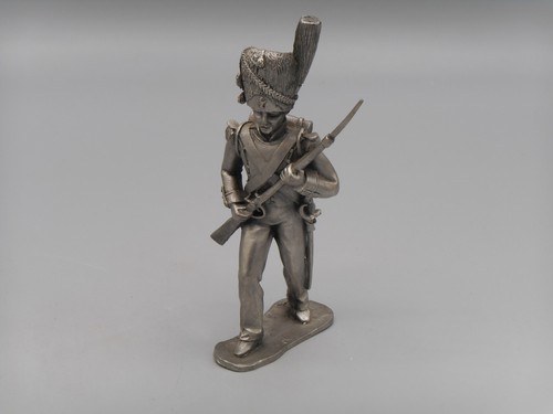 Soldat artilleur pied 1er - artilleur, à