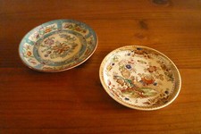 2 assiettes très anciennes