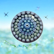 Presse-papier, Sulfure Perthshire Signé « P » à L’arrière. Papillon au centre