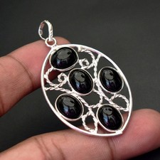 Pendentif pierre précieuse en