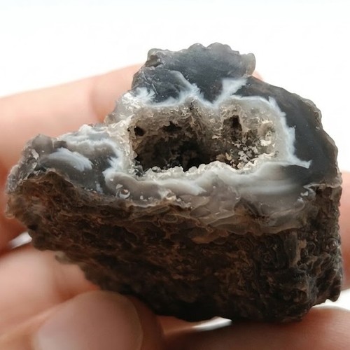 Agate géode motif plume - géode,