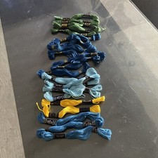 21 écheveaux de fil à broder